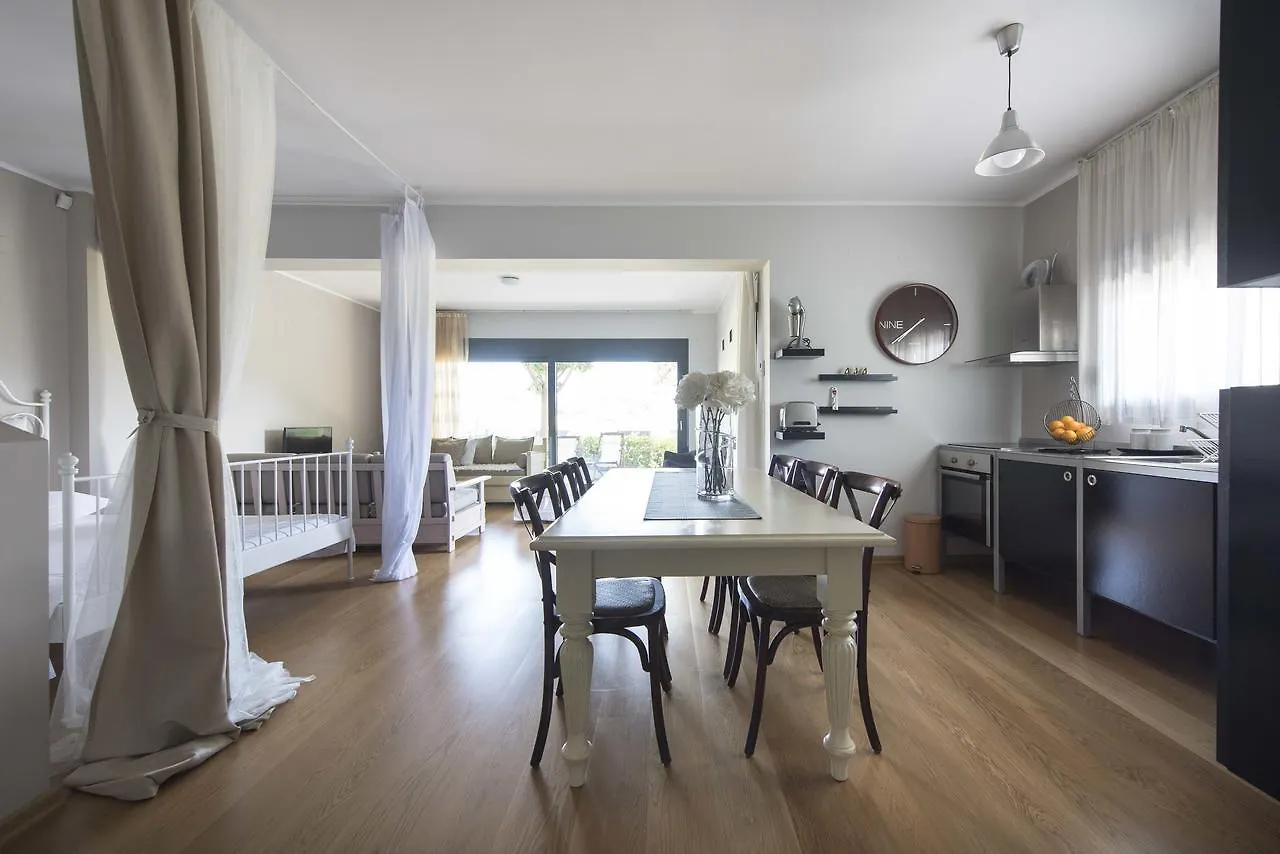 Tessi'S House By Luxlikehome Nea Kallikrateia Vakantiehuis